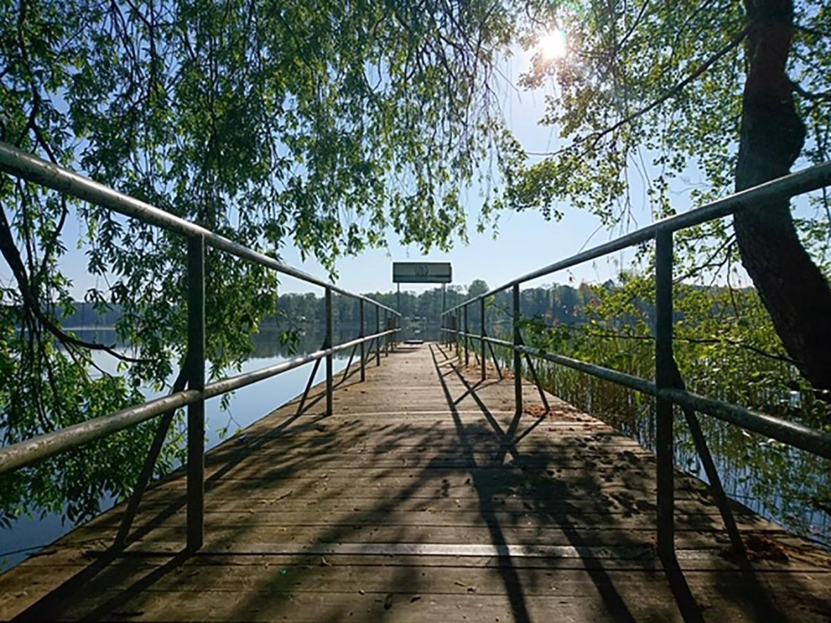 Waldschenke Stendenitz Uebernachten Im Wald Am See Neuruppin Exterior foto