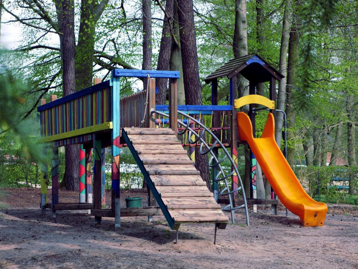 Waldschenke Stendenitz Uebernachten Im Wald Am See Neuruppin Exterior foto